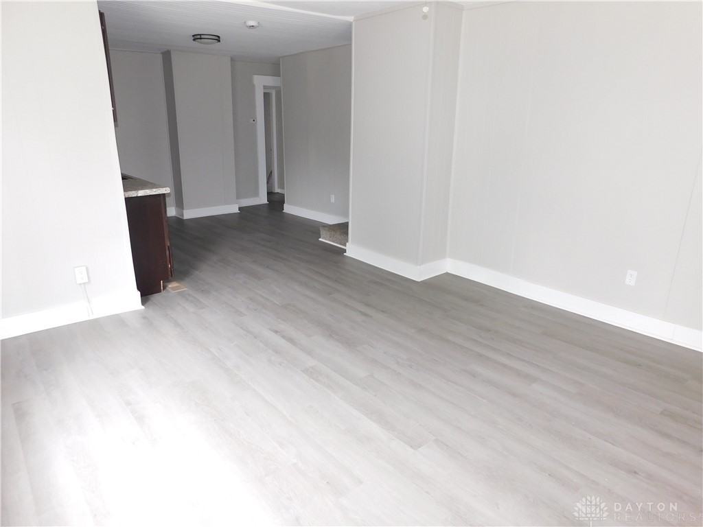 500 S Belmont Ave - Photo 4 of 15