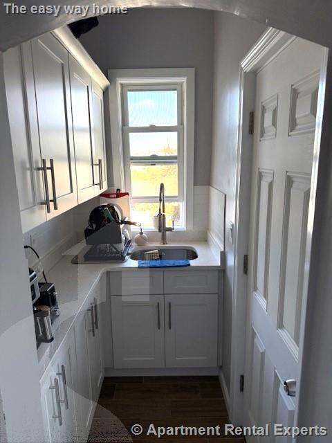 9 Houghton St #3 - Photo 2 of 7
