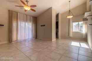 808 S Langley Ave #206 - Photo 1 of 1