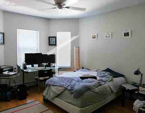 25 Raymond St #2 - Photo 5 of 11