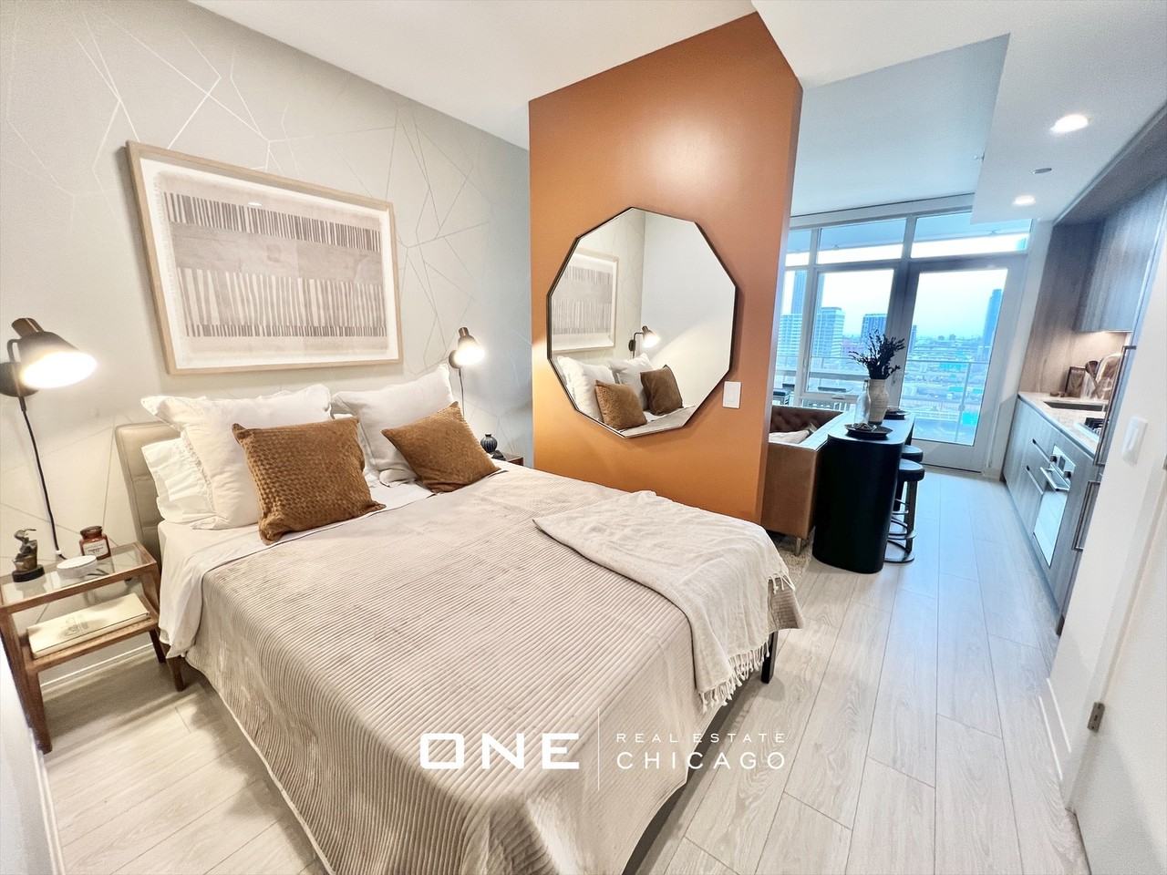 N Halsted St - Photo 3 of 17