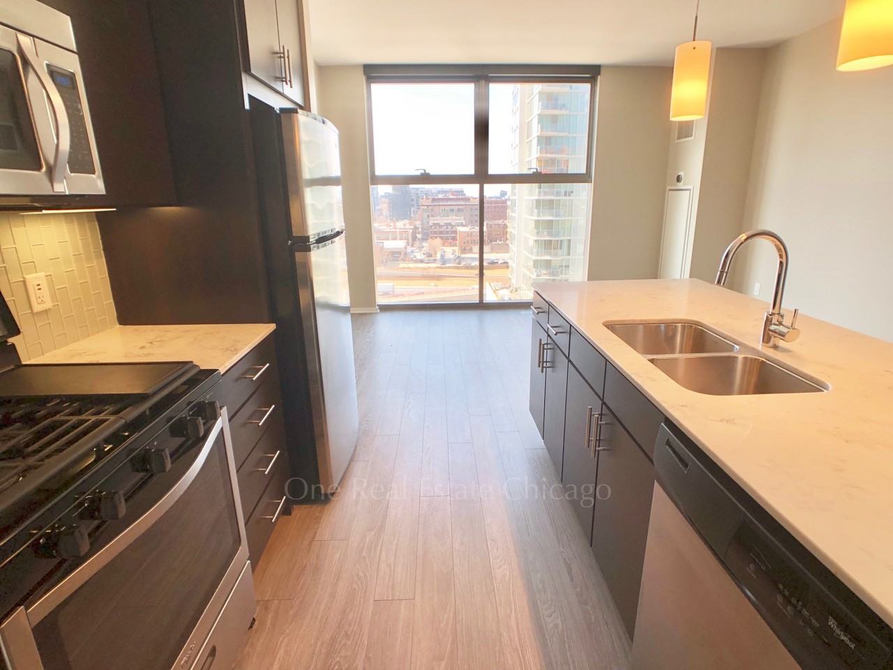 N Desplaines St - Photo 5 of 22