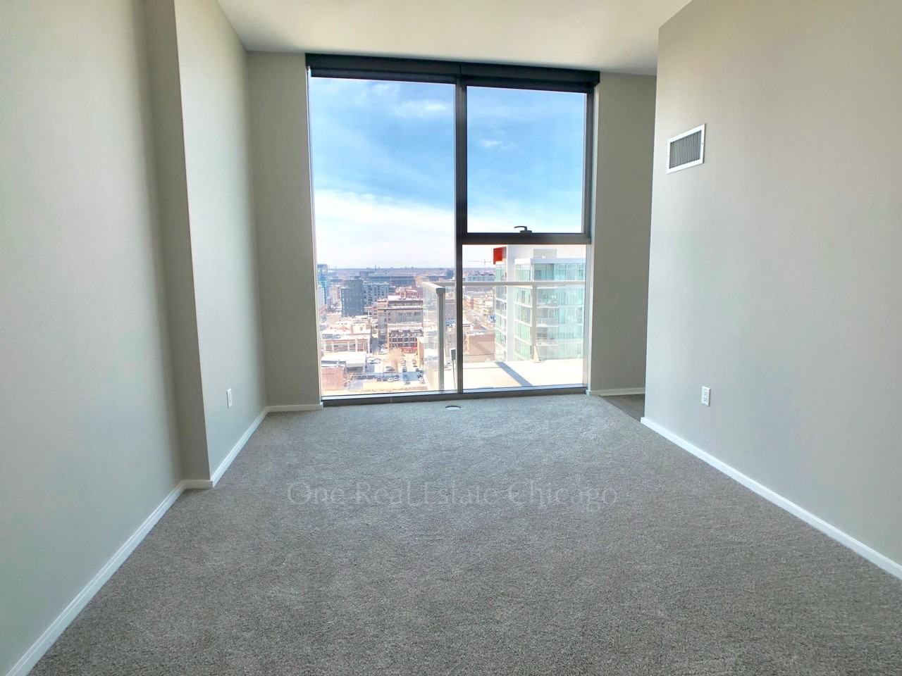 N Desplaines St - Photo 6 of 22