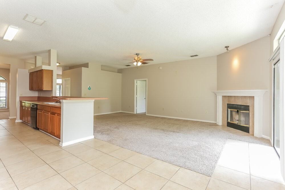 925 Plumbridge Ct - Photo 5 of 16