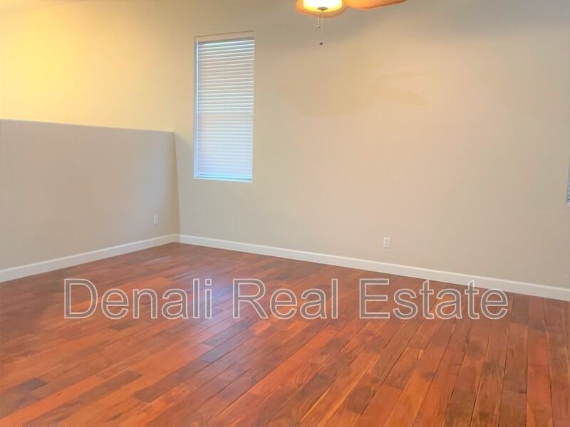 16039 W Christy Dr - Photo 2 of 21