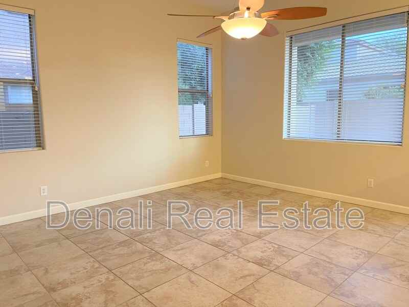 16039 W Christy Dr - Photo 6 of 21