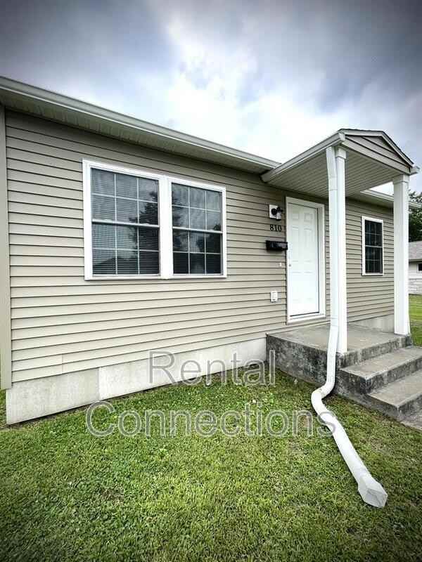 810 S Bentley St - Photo 2 of 19