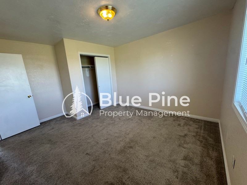 227 Northeast - Photo 7 of 11