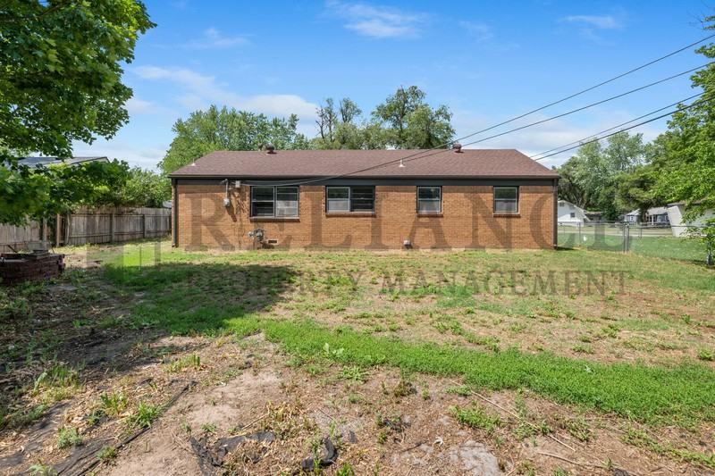 7315 W Galoway Ave - Photo 7 of 28