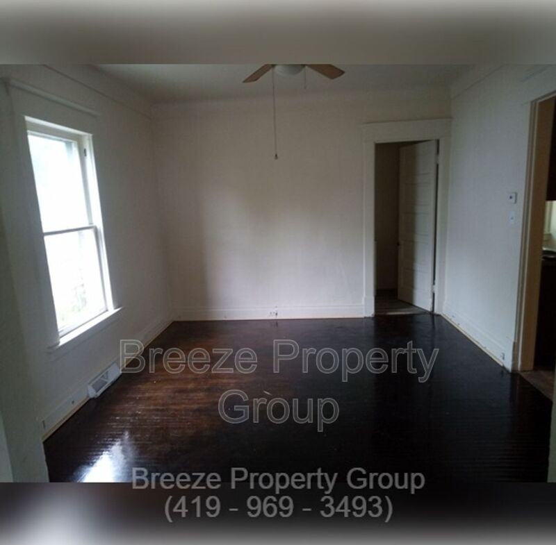 713 Orchard St - Photo 2 of 15