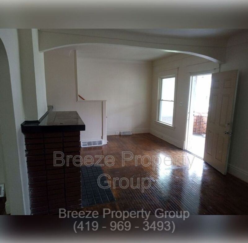 713 Orchard St - Photo 4 of 15