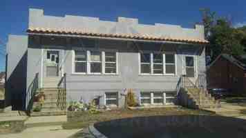 featured image of 511 1/2 E Lewis St