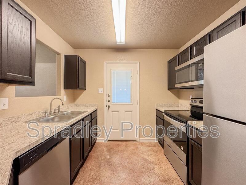 1547 Chance Ct - Photo 6 of 16