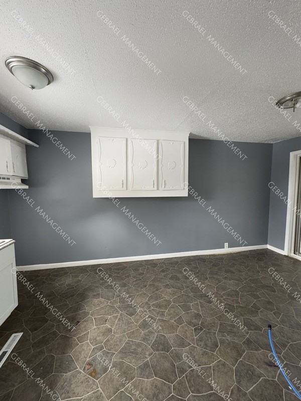3642 Western Rd - Photo 3 of 21