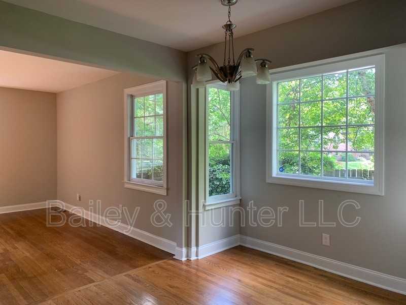 610 Darlington Rd Ne - Photo 6 of 17