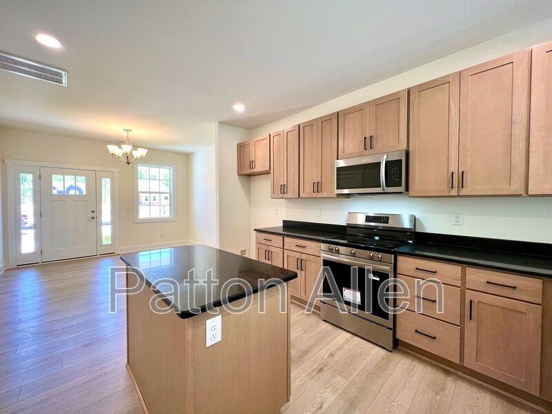 117 N Christie Ct - Photo 2 of 48