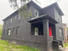 featured image of 3617 Massachusetts St