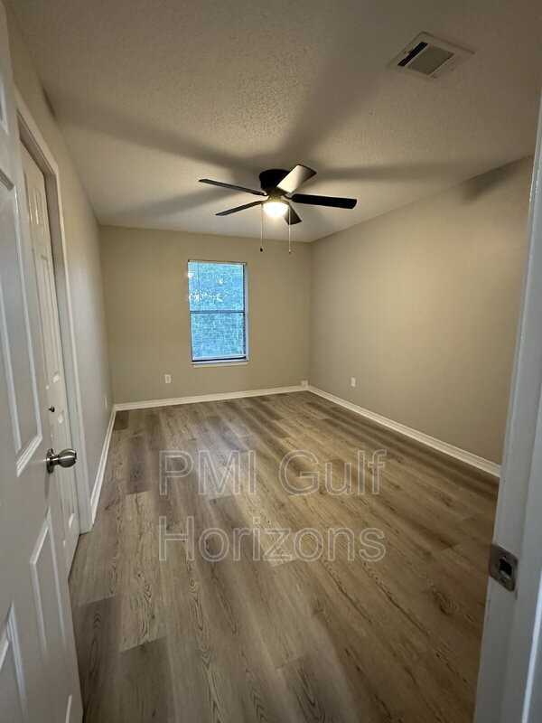 3356 La Leyenda Ct #C - Photo 7 of 20