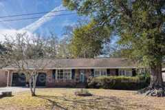 4627 Darlene St - Photo 1 of 1