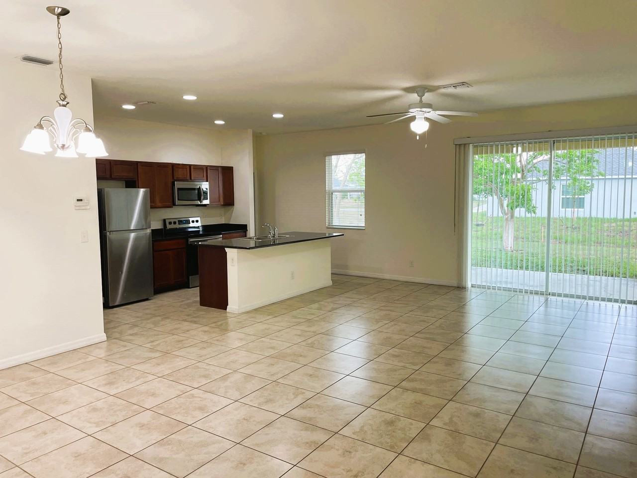 3531 Ne 12th Ct - Photo 2 of 10