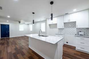 452 Paines Ave Nw - Photo 1 of 1