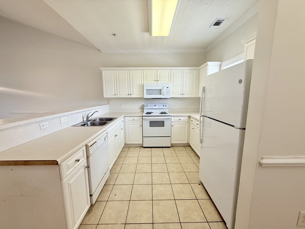 300 Kiskadee Loop #N - Photo 2 of 27