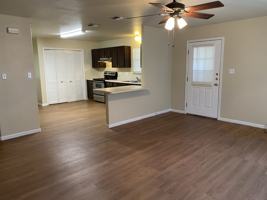 featured image of 605 Commerce St