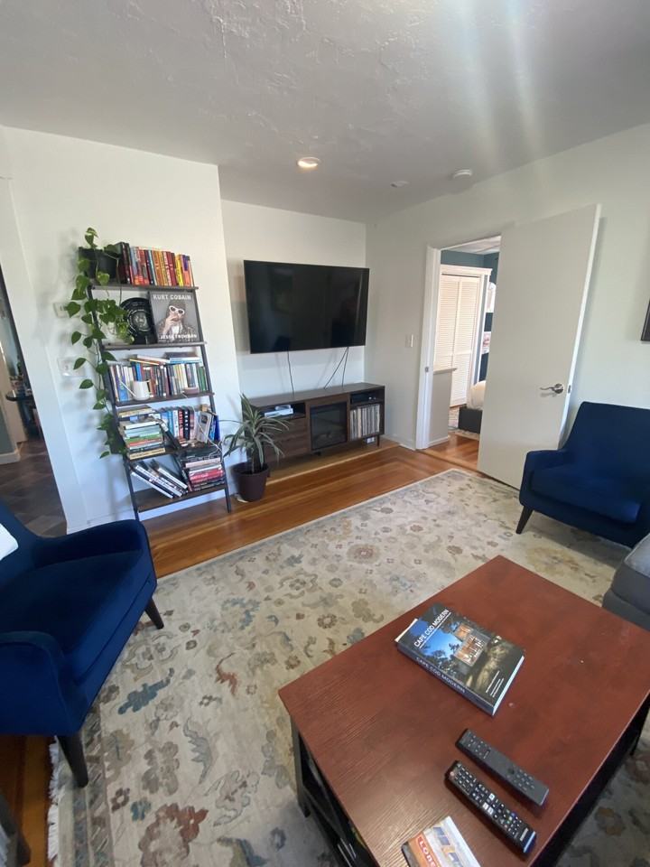 69 Cranch St - Photo 3 of 21