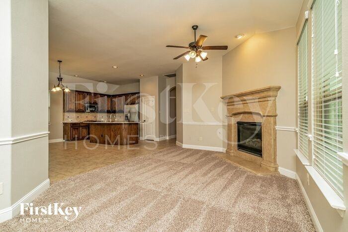 1021 Appalachian Ln - Photo 3 of 15