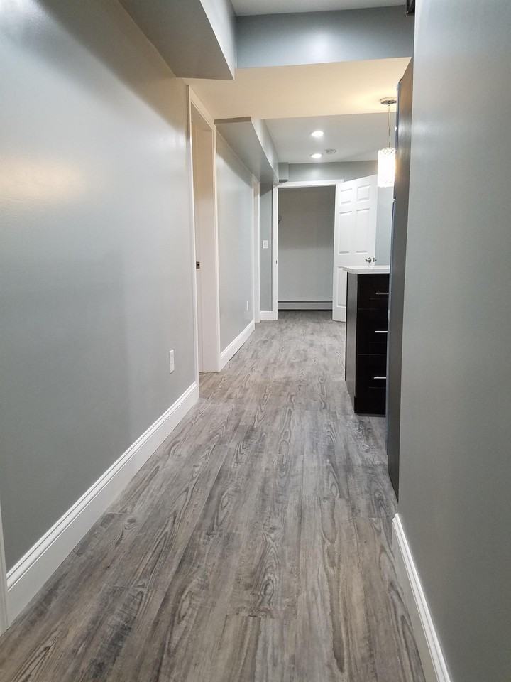 424 Bowdoin Street - Photo 4 of 36