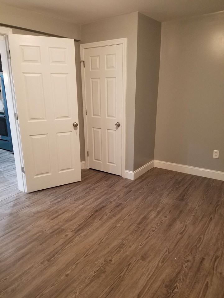 424 Bowdoin Street - Photo 7 of 36