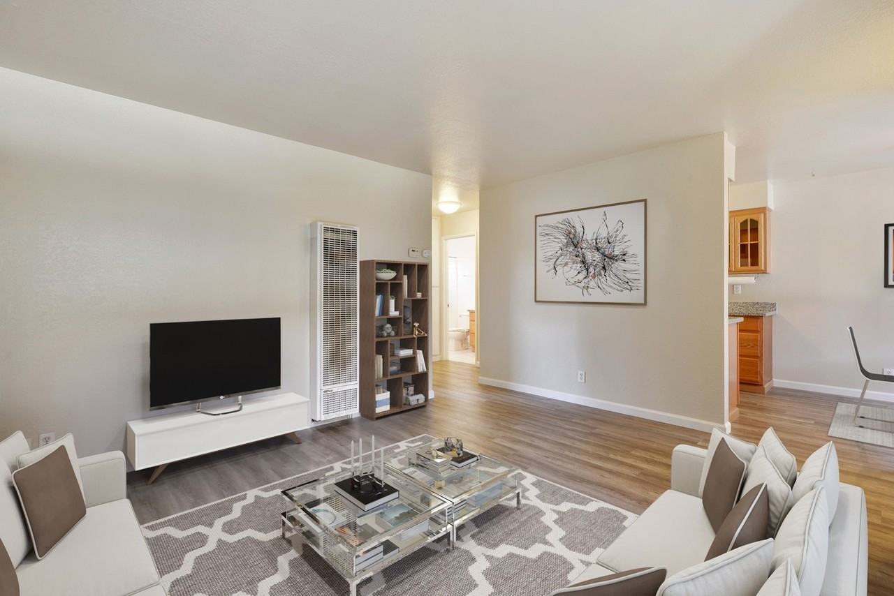 Blackford Apartments - Photo 2 of 26