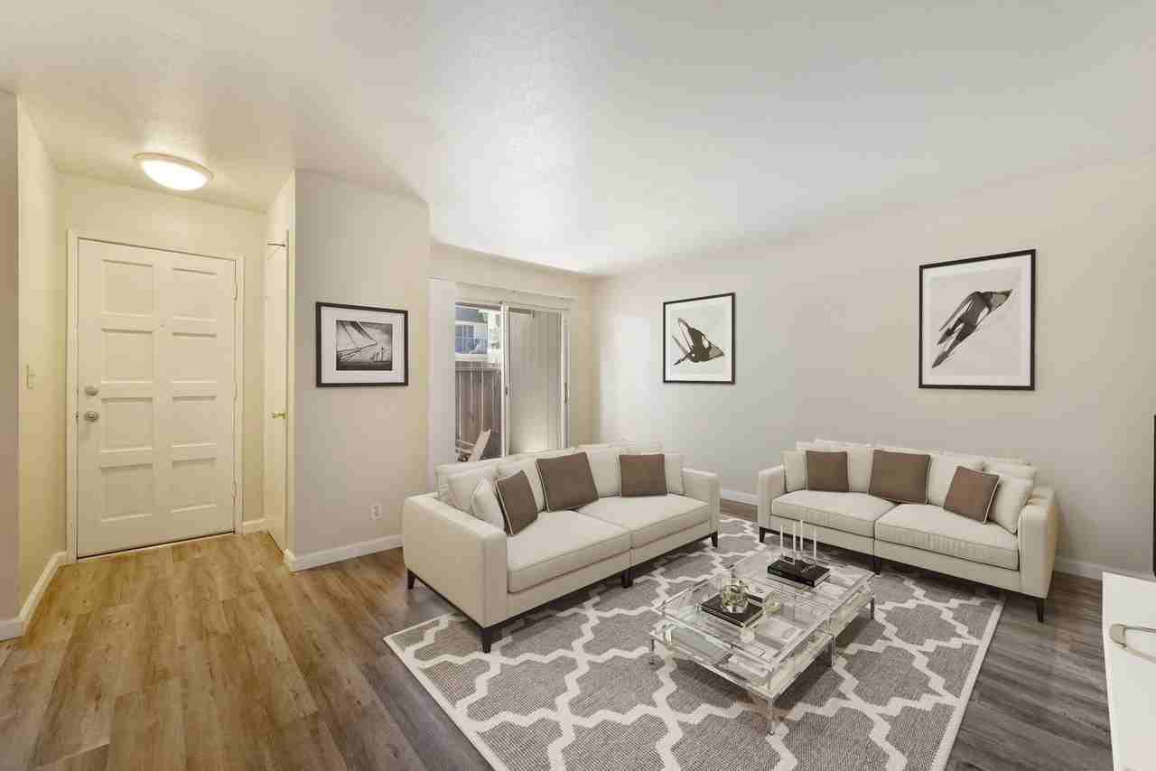 Blackford Apartments - Photo 3 of 26