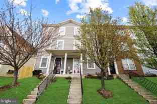 3202 15th Pl Se - Photo 1 of 1