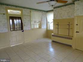 1410 Gillan Dr - Photo 1 of 1