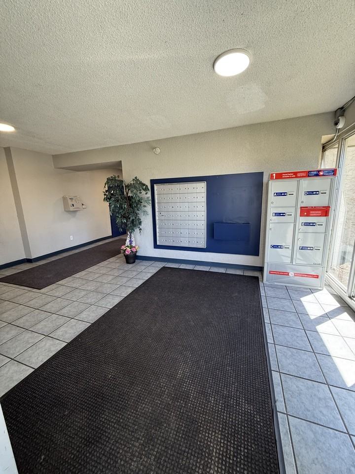 400 Calahoo Road - Photo 2 of 3