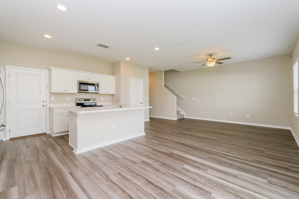 887 Kings Pine Ct - Photo 6 of 17