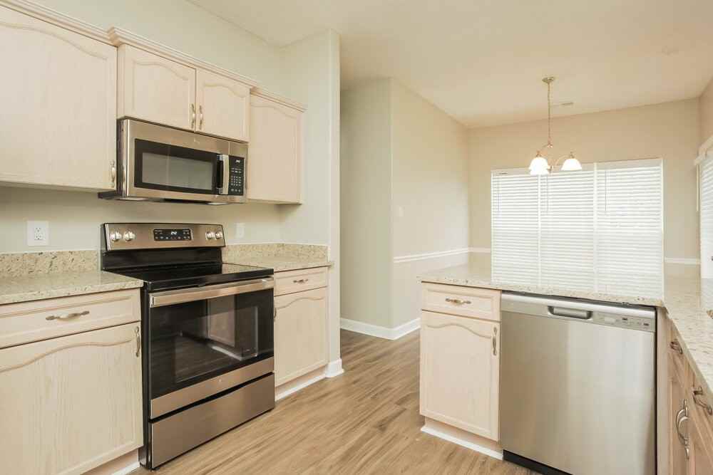 6856 Cades Brook Dr - Photo 7 of 16