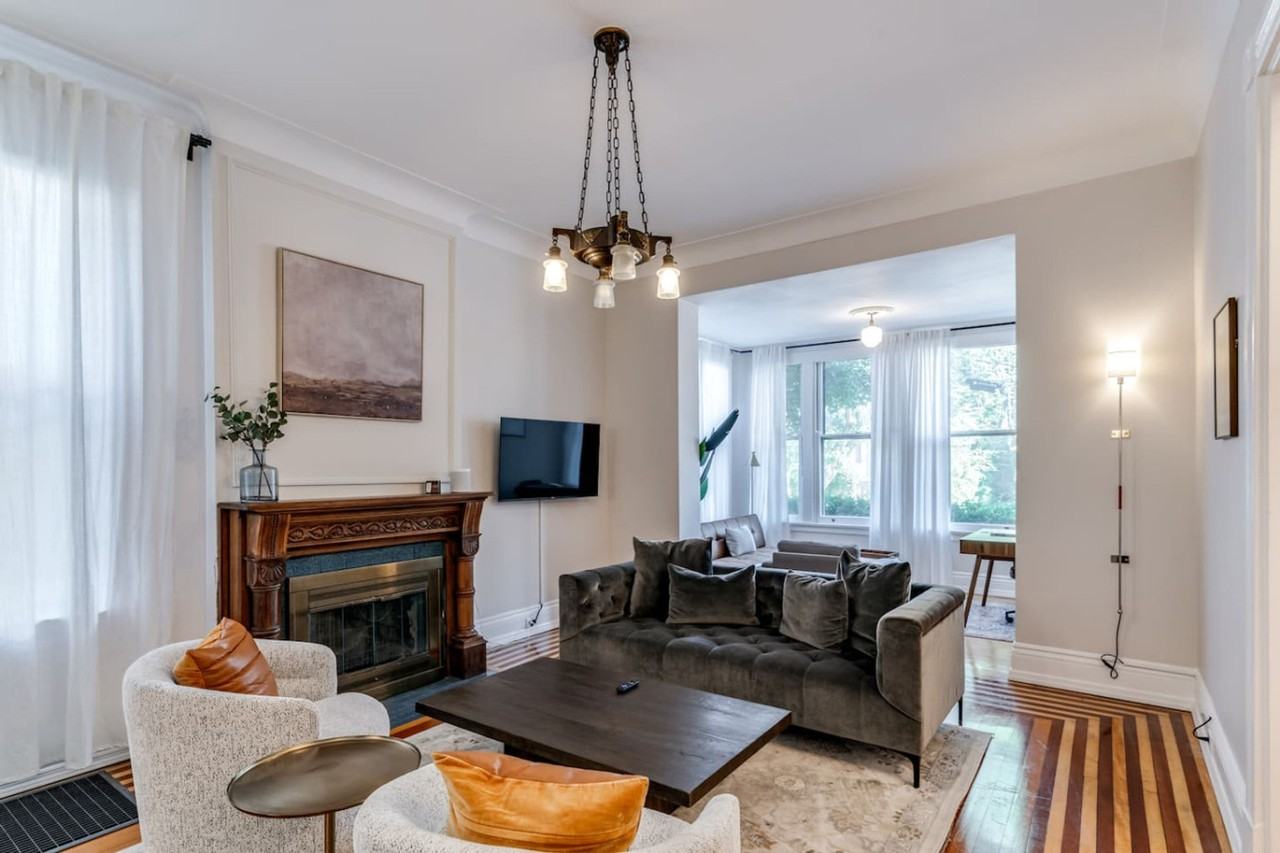 351 Thrall Street - Photo 5 of 124