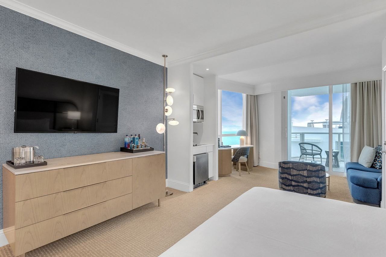 4401 Collins Ave #1234541P - Photo 3 of 23