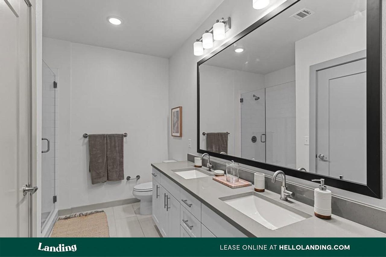 3706 Goodwin Ave - Photo 2 of 50