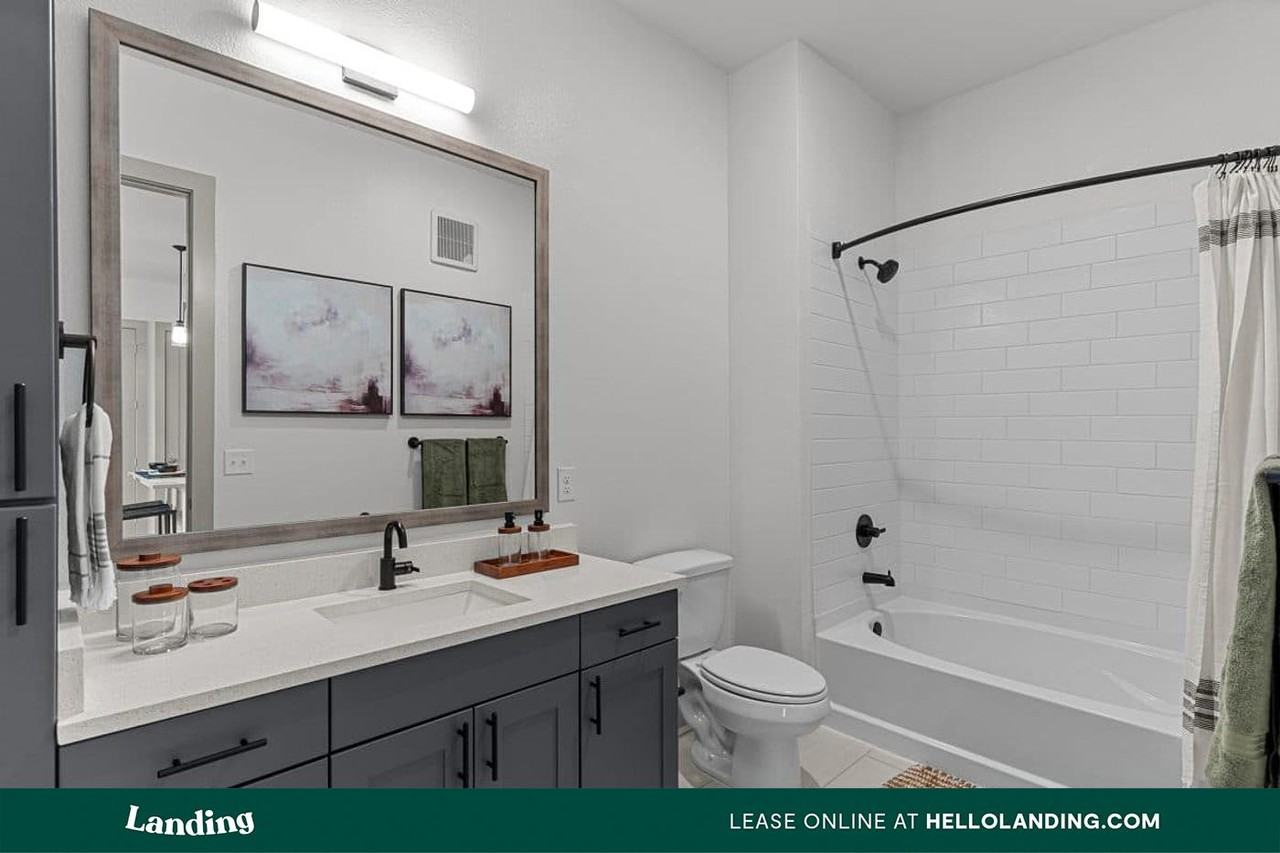 3706 Goodwin Ave - Photo 3 of 50