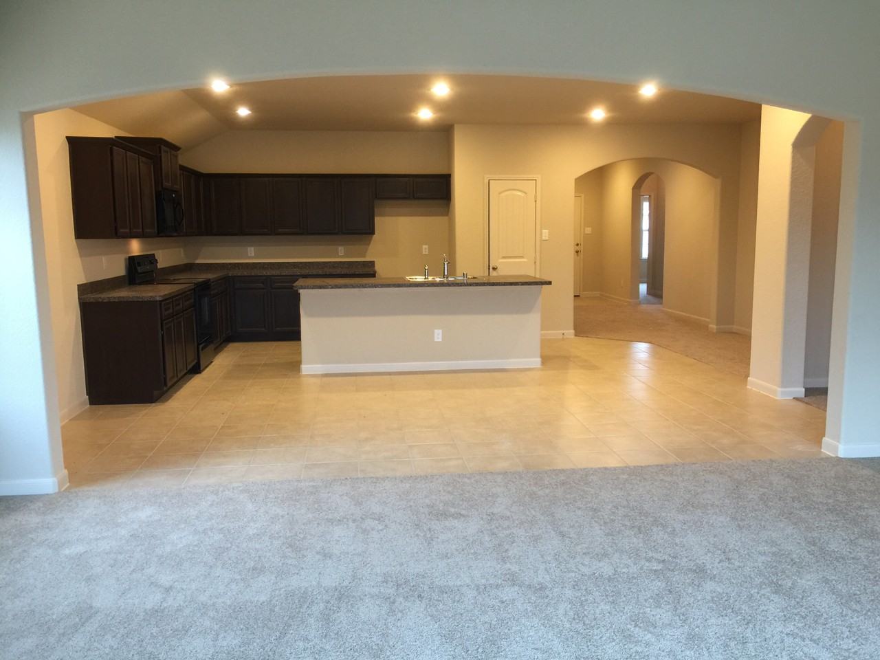 4655 Elderberry St - Photo 5 of 14