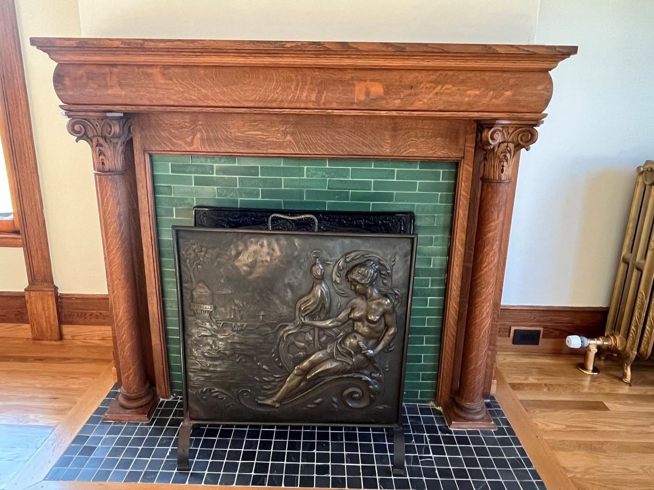 733 West Delavan - Photo 4 of 36