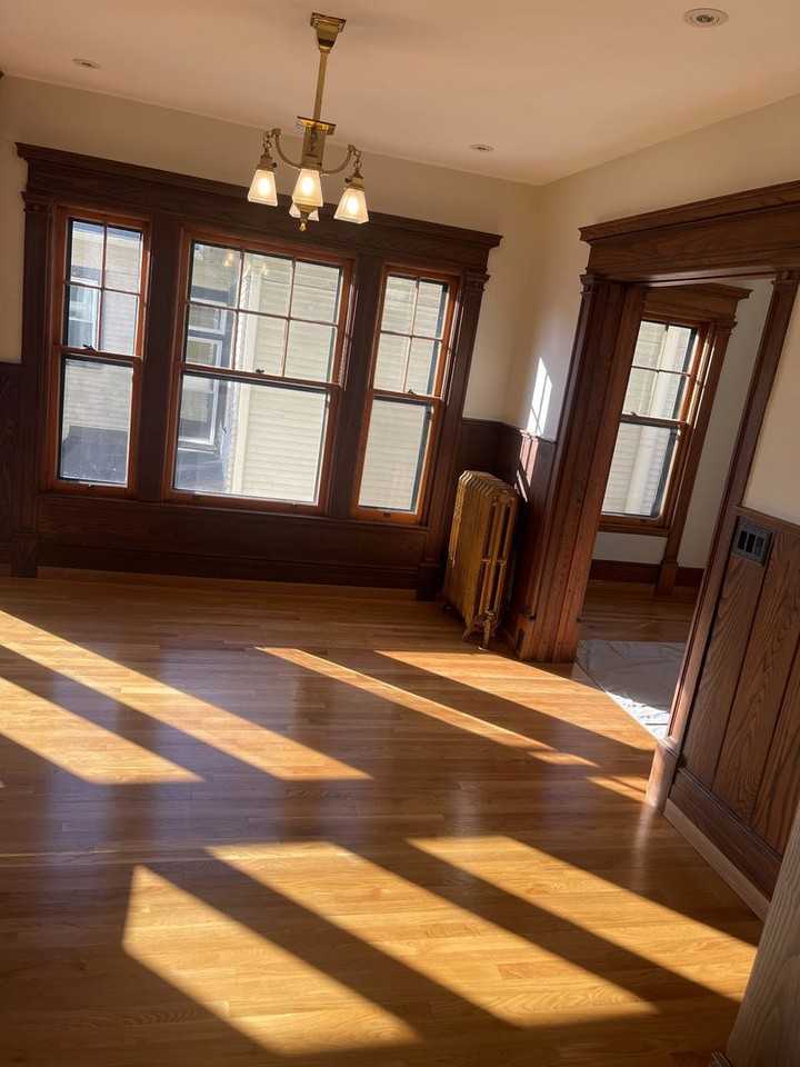 733 West Delavan - Photo 6 of 36