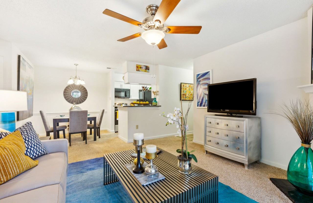 Regency Club - Photo 6 of 35