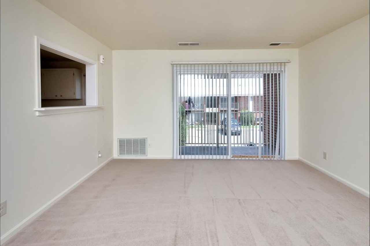 East Bay Apartments - Photo 7 of 17