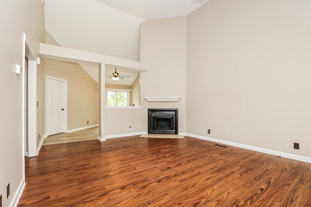 5340 Village Way - Photo 3 of 16