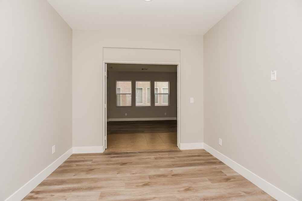 9021 Norwood Creek Rd - Photo 4 of 17