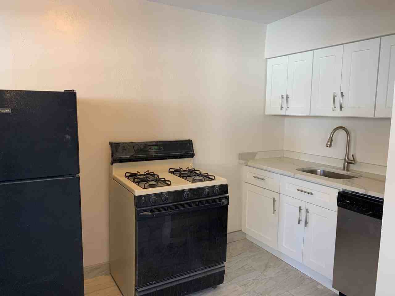 2355 Eldridge - Photo 3 of 38